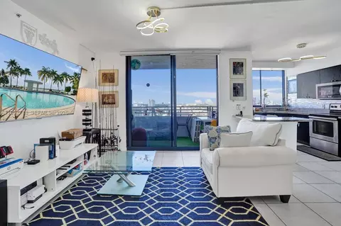 1330 West Ave #1811, Miami Beach, FL 33139