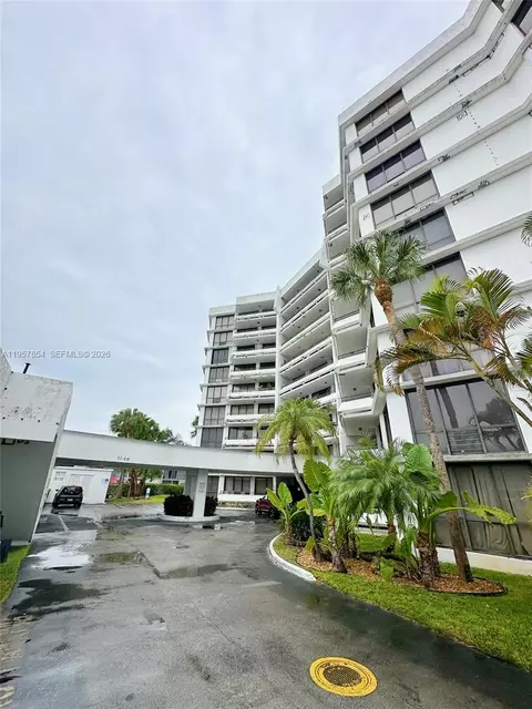 13953 Kendale Lakes Cir #410B, Miami, FL 33183