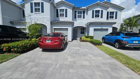 1146 SE 26th Ter #0, Homestead, FL 33035
