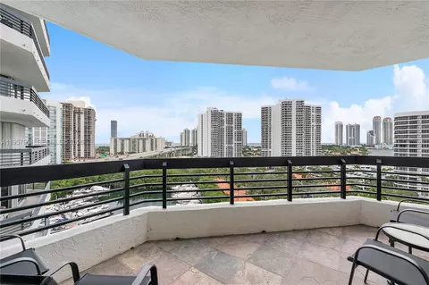 3500 Mystic Pointe Dr #1407, Aventura, FL 33180
