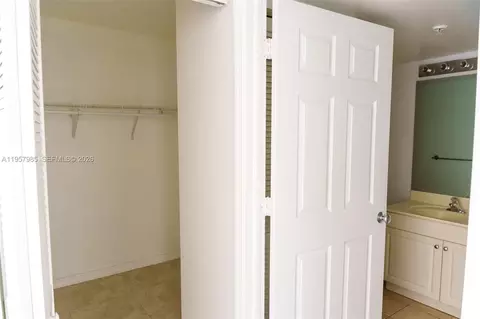 Other - 509 E Sheridan St #3083, Dania Beach, FL 33004 photo 4 of 14