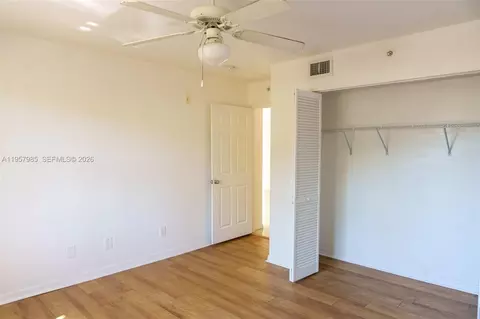Bedroom - 509 E Sheridan St #3083, Dania Beach, FL 33004 photo 7 of 8