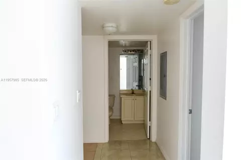 Entry Way - 509 E Sheridan St #3083, Dania Beach, FL 33004 photo 1 of 3