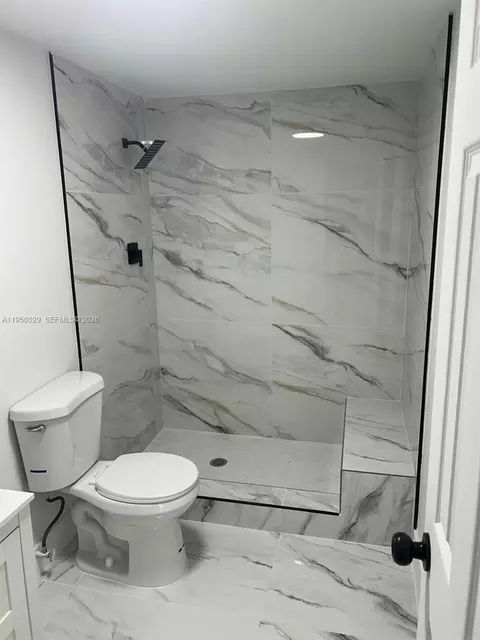 11515 SW 138th Ter, Miami, FL 33176