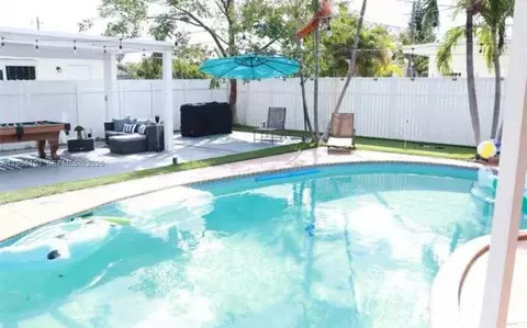 5750 N Andrews Ave, Oakland Park, FL 33309