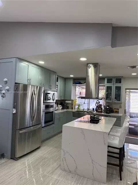 Kitchen - 18237 NW 61st Pl, Hialeah, FL 33015 photo 2 of 2