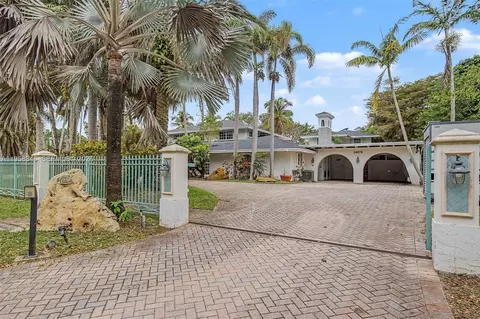 14670 SW 69th Pl, Palmetto Bay, FL 33158