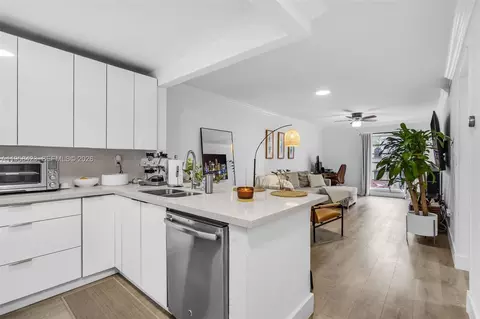 1650 S Le Jeune Rd #105, Coral Gables, FL 33134