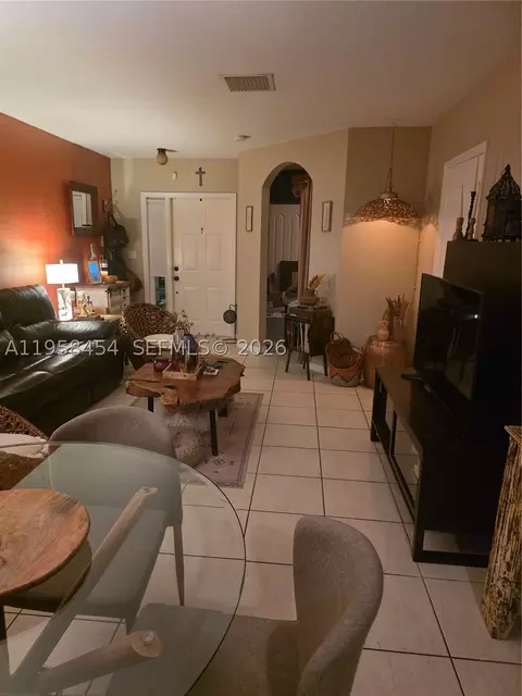 7701 W 36th Ave #3, Hialeah, FL 33018 photo 3