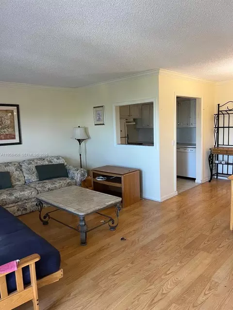 293 Dorset #G, Boca Raton, FL 33434
