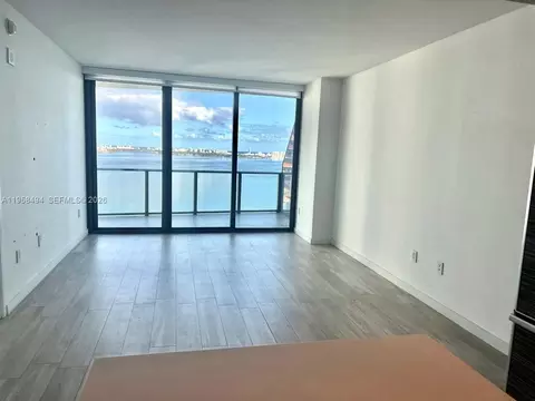 Living - 460 NE 28th St #2603, Miami, FL 33137 photo 2 of 4