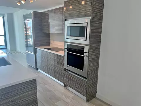 Kitchen - 460 NE 28th St #2603, Miami, FL 33137 photo 3 of 5