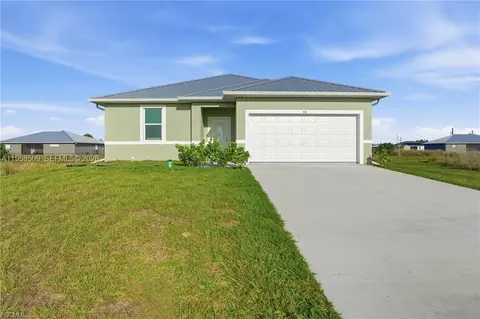 518 Braelyn St, Labelle, FL 33935