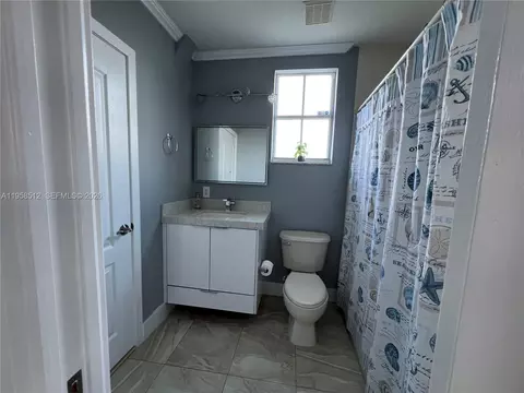 8001 W 36th Ave #1, Hialeah, FL 33018 photo 31