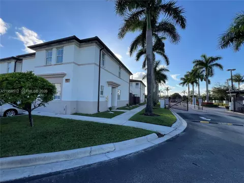 8001 W 36th Ave #1, Hialeah, FL 33018 photo 4