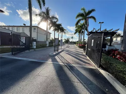 8001 W 36th Ave #1, Hialeah, FL 33018 photo 3