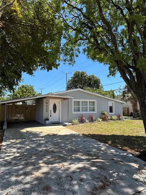 5660 NE 5th Ave, Oakland Park, FL 33334