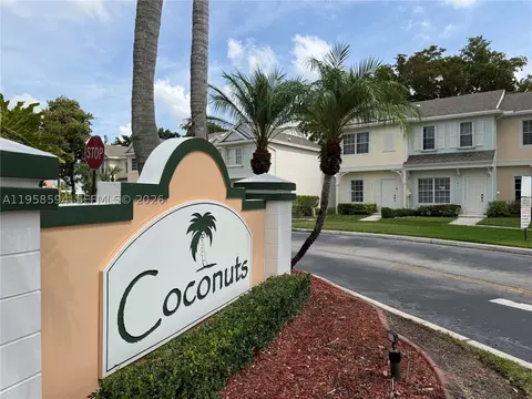 271 Duval Ct, Weston, FL 33326