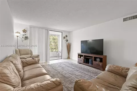 1800 SW 81st Ave #1309, North Lauderdale, FL 33068