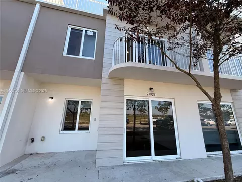 25823 SW 145th Ave, Homestead, FL 33032