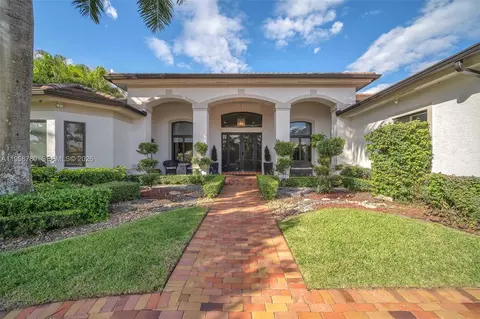 14931 SW 38th St, Davie, FL 33331