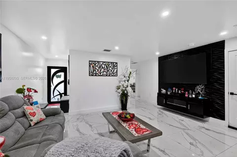 Other - 1594 W 73rd St, Hialeah, FL 33014 photo 1 of 9