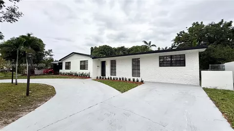 19732 NE 12th Pl, Miami, FL 33179