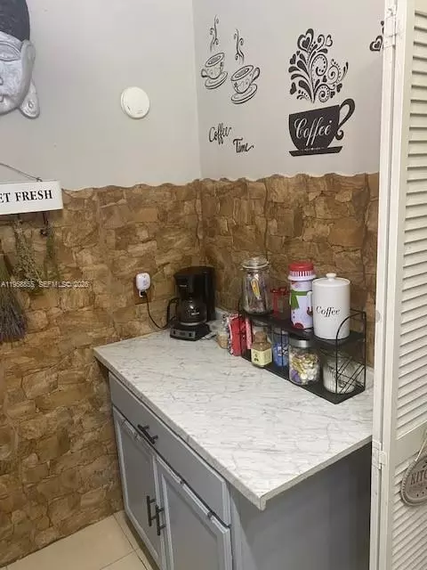 691 E 62nd St, Hialeah, FL 33013 photo 14