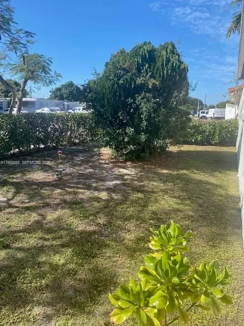 691 E 62nd St, Hialeah, FL 33013 photo 5