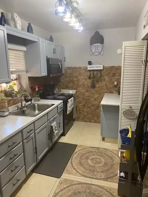 691 E 62nd St, Hialeah, FL 33013 photo 12