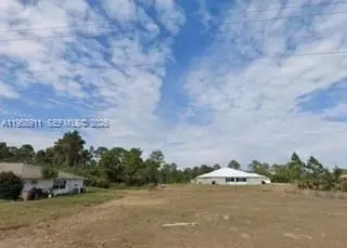 2232-2234 Fairway Dr, Lehigh Acres, FL 33973