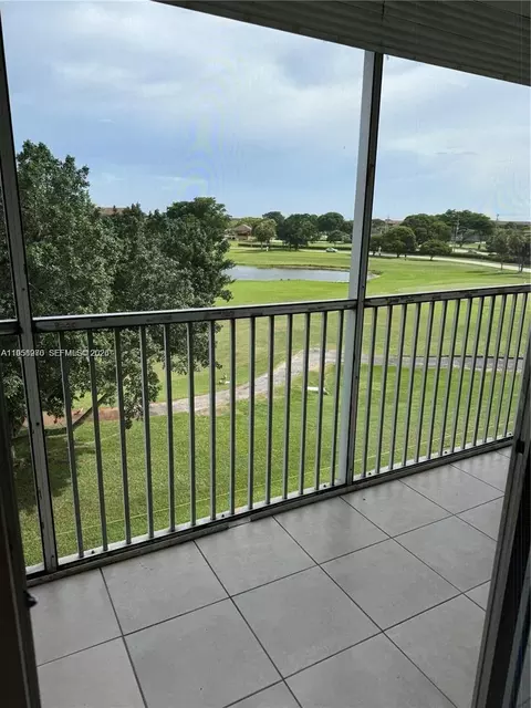 13550 SW 6th Ct #409A, Pembroke Pines, FL 33027