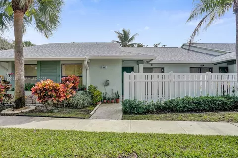 3897 N Carambola Cir N #29127, Coconut Creek, FL 33066