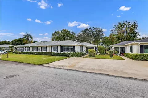 10115 44th Way S #409, Boynton Beach, FL 33436