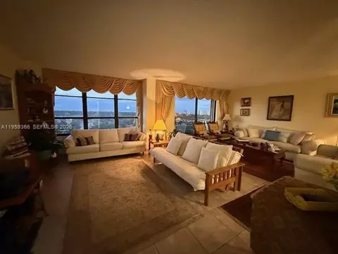 600 Three Islands Blvd #1004, Hallandale Beach, FL 33009
