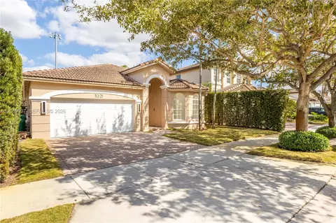 11321 NW 79th Ln, Doral, FL 33178