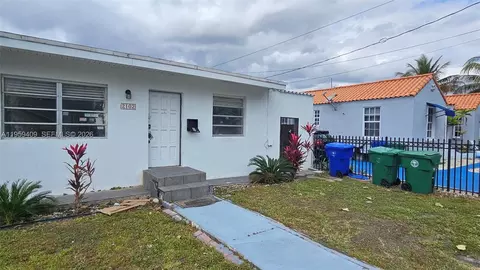 2102 SW 14th Ave, Miami, FL 33145