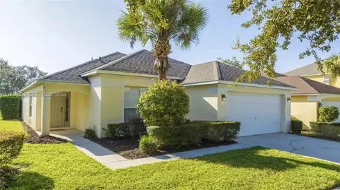 2673 Emerald Dr, Kissimmee, FL 34747