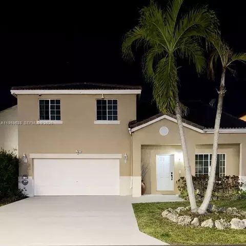 7332 SW 158th Ave, Miami, FL 33193