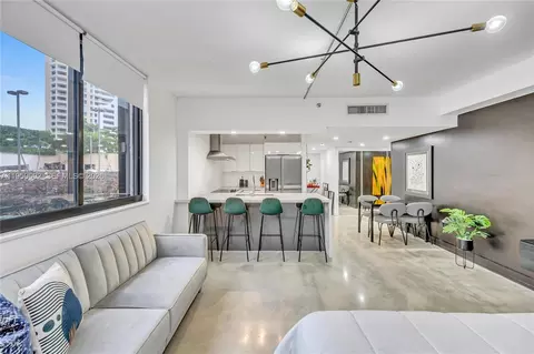 540 Brickell Key Dr #409, Miami, FL 33131