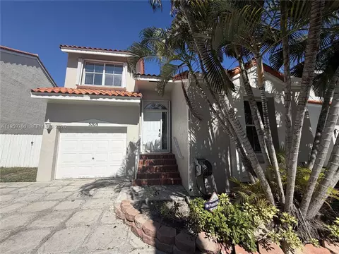 3705 Valais Dr, Hollywood, FL 33021