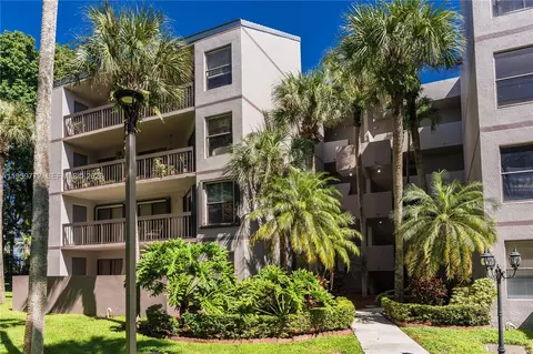 8810 SW 132nd Pl #404DN, Miami, FL 33186