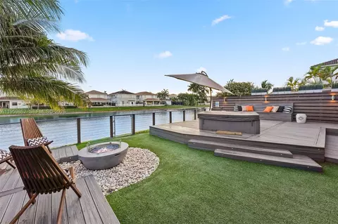 11258 NW 47th Ln, Doral, FL 33178