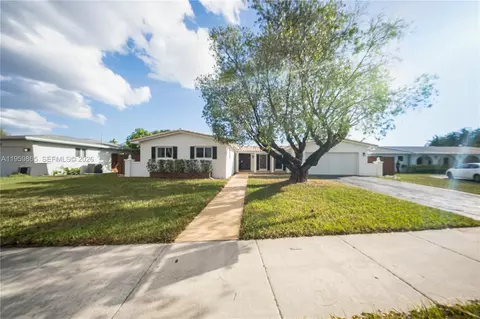 14530 SW 77th St, Miami, FL 33183
