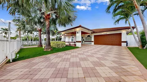 2340 SW 139th Ave, Miami, FL 33175