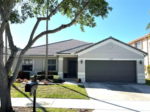1107 Fairfield Meadows Dr, Weston, FL 33327