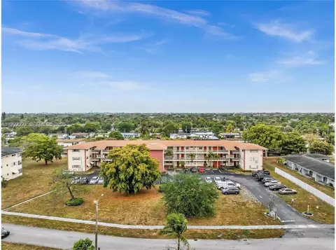 4731 NW 10th Ct #316, Plantation, FL 33313