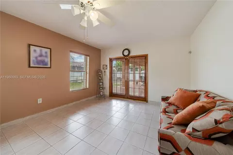 20103 NW 57th Pl, Hialeah, FL 33015 photo 13