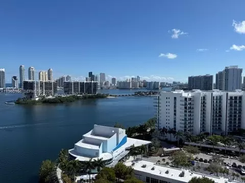 3330 NE 190th St #1815, Aventura, FL 33180