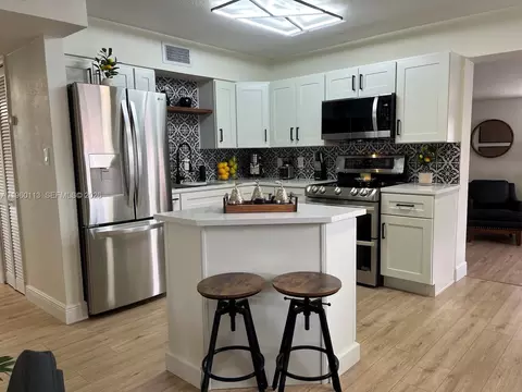 Kitchen - 2253 Dordon Dr, Melbourne, FL 32935 photo 1 of 4